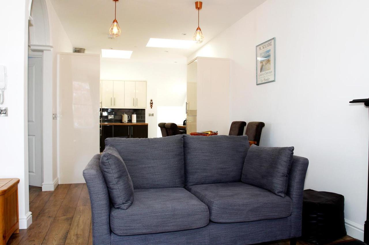 2 Yr Hen Fanc Apartment Aberaeron Exterior foto