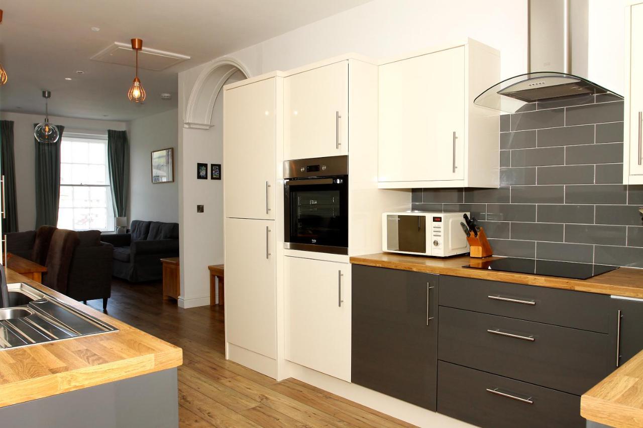 2 Yr Hen Fanc Apartment Aberaeron Exterior foto